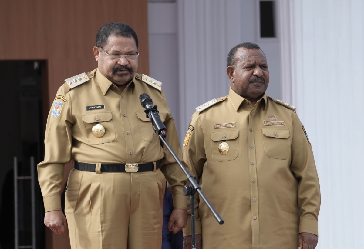 Gubernur John Tabo Minta OPD Papua Pegunungan Hentikan Ketergantungan pada Konsultan