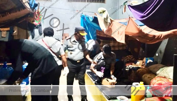 Sambut Hari Bakti Kemasyarakatan, Petugas Bersihkan dan Periksa Sel Lapas Wamena