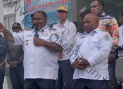 Bupati Jayawijaya Tantang Kaum Intelektual Soal Pemilihan Kepala Kampung: “Mana Buktinya?”