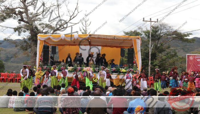 Wagub Ones Pahabol Serukan Persatuan Gereja pada Yubelium 50 Tahun GKII Hitigima