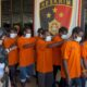 Polres Jayawijaya Tangkap 12 Tersangka Curas hingga Curanmor. Apa Peran Mereka?