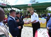 Gubernur John Tabo Kembali Beri Bantuan Gereja, GBI Alfa Wamena Terima Rp1 Miliar