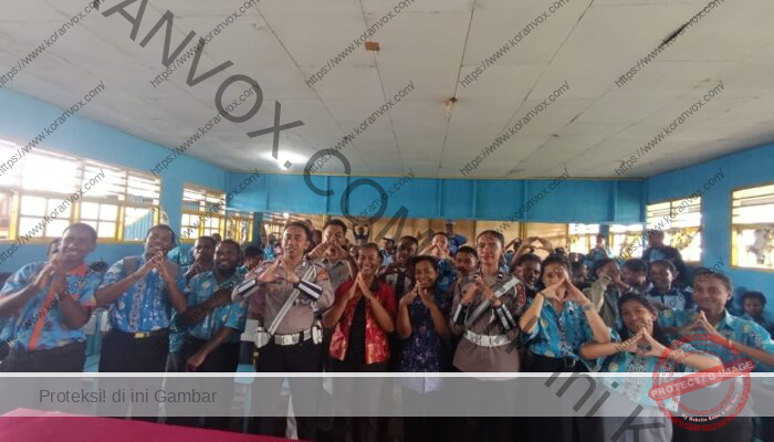 Satlantas Polres Jayawijaya Gelar ‘Police Goes To School’, Edukasi Keselamatan Lalu Lintas bagi Pelajar