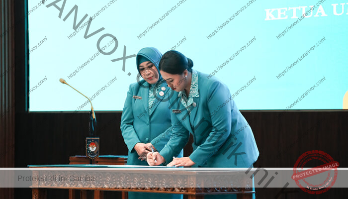 Tri Tito Karnavian Tekankan Penguatan PKK dan Posyandu Saat Lantik Pengurus Papua Pegunungan