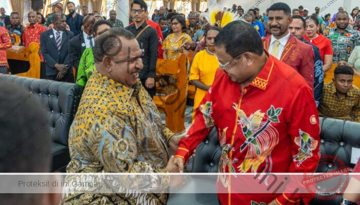 Natal Perdana Papua Pegunungan, Gubernur John Tabo Ajak Perkuat Kekeluargaan dan Pelayanan