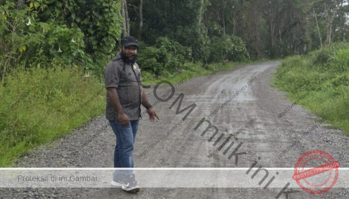 Legislator Kamilus Logo Temukan Dugaan Proyek Jalan Tak Tuntas di Kampung Umpakalo, Distrik Kerulu