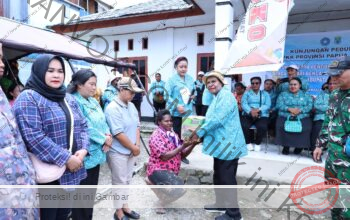 PKK Provinsi Papua Pegunungan Salurkan Bantuan bagi Korban Kebakaran di Karubaga Tolikara